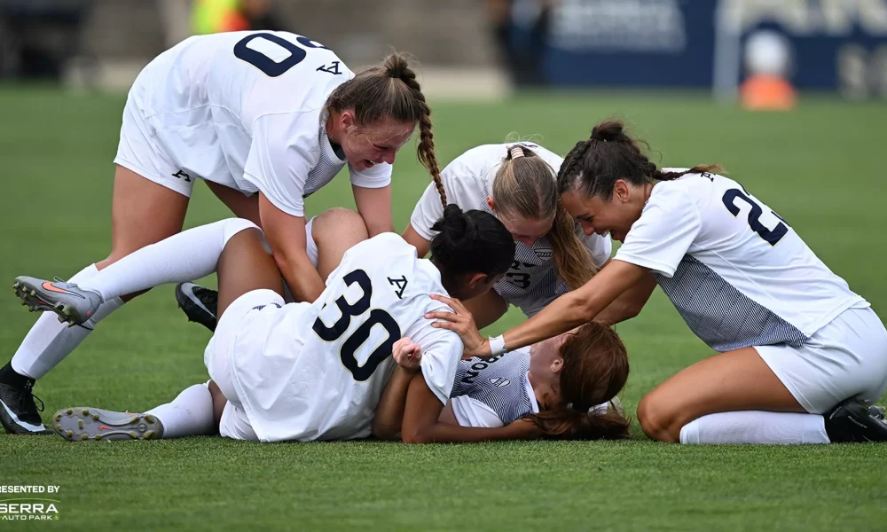 Women's College Soccer (8/17)
