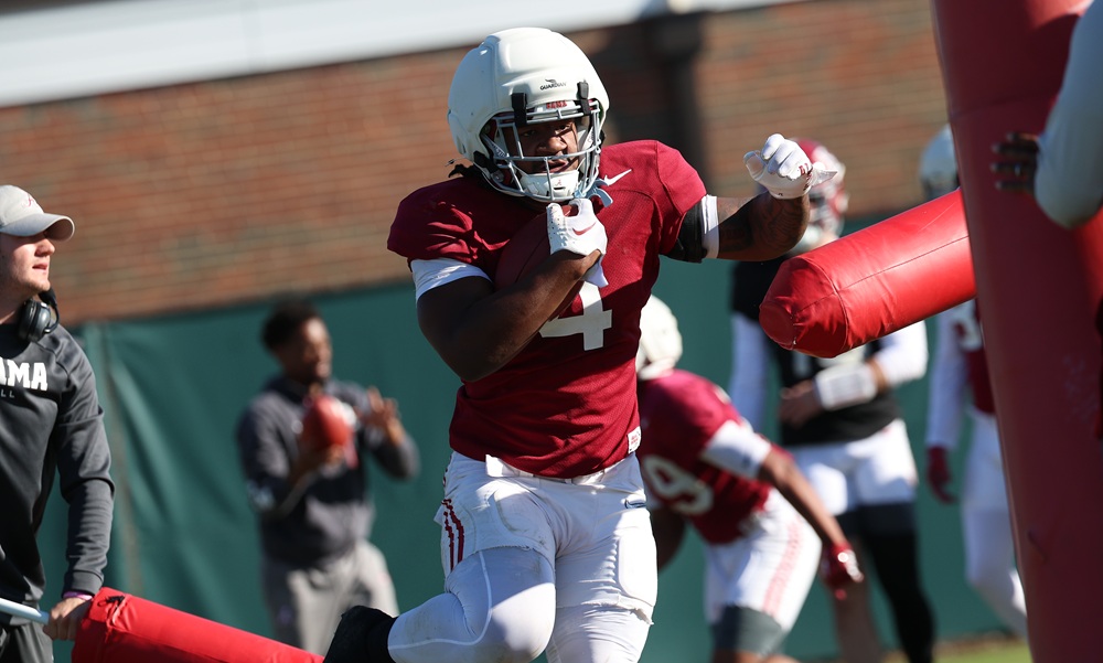 Former Alabama Football Quarterback Says Tide May Be Falling Behind in NIL Funding