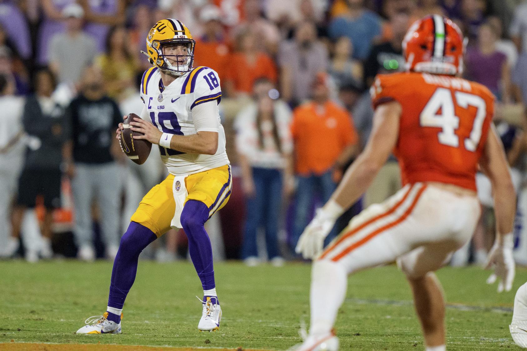 LSU's Brian Kelly changed his stripes on 'buying players'