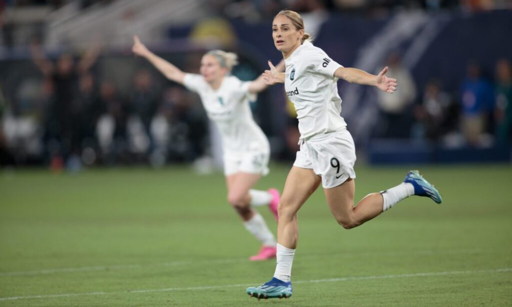 NWSL signs Tide as league