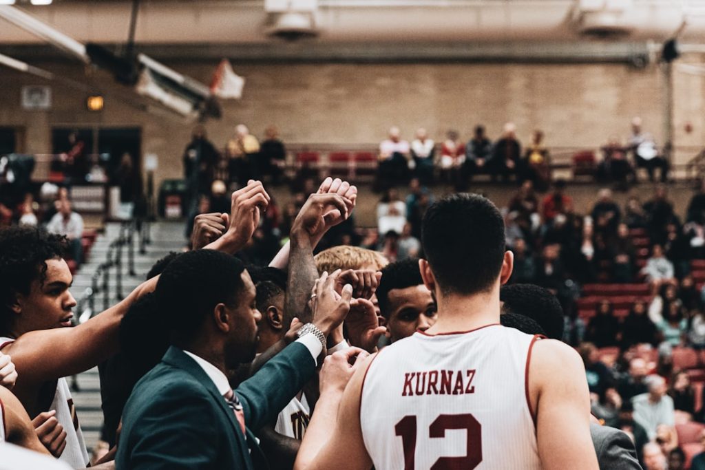 Michigan Blasts Arizona 87-69 in NCAA Tournament Upset